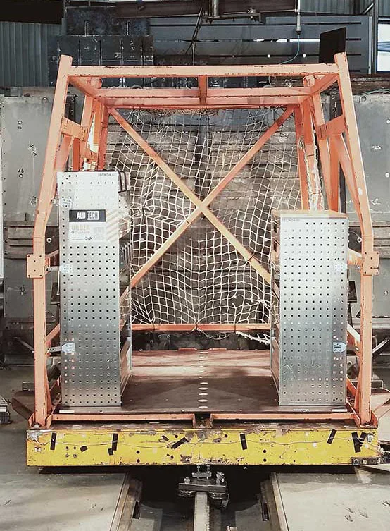 Einrichtung nach dem Crashtest, ohne Ablösung von Komponenten