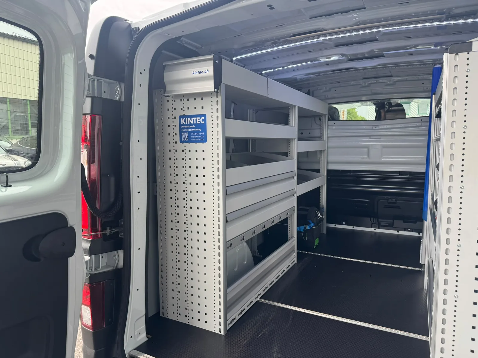 Renault Trafic L1H1 130 dCi Advance Bild 8