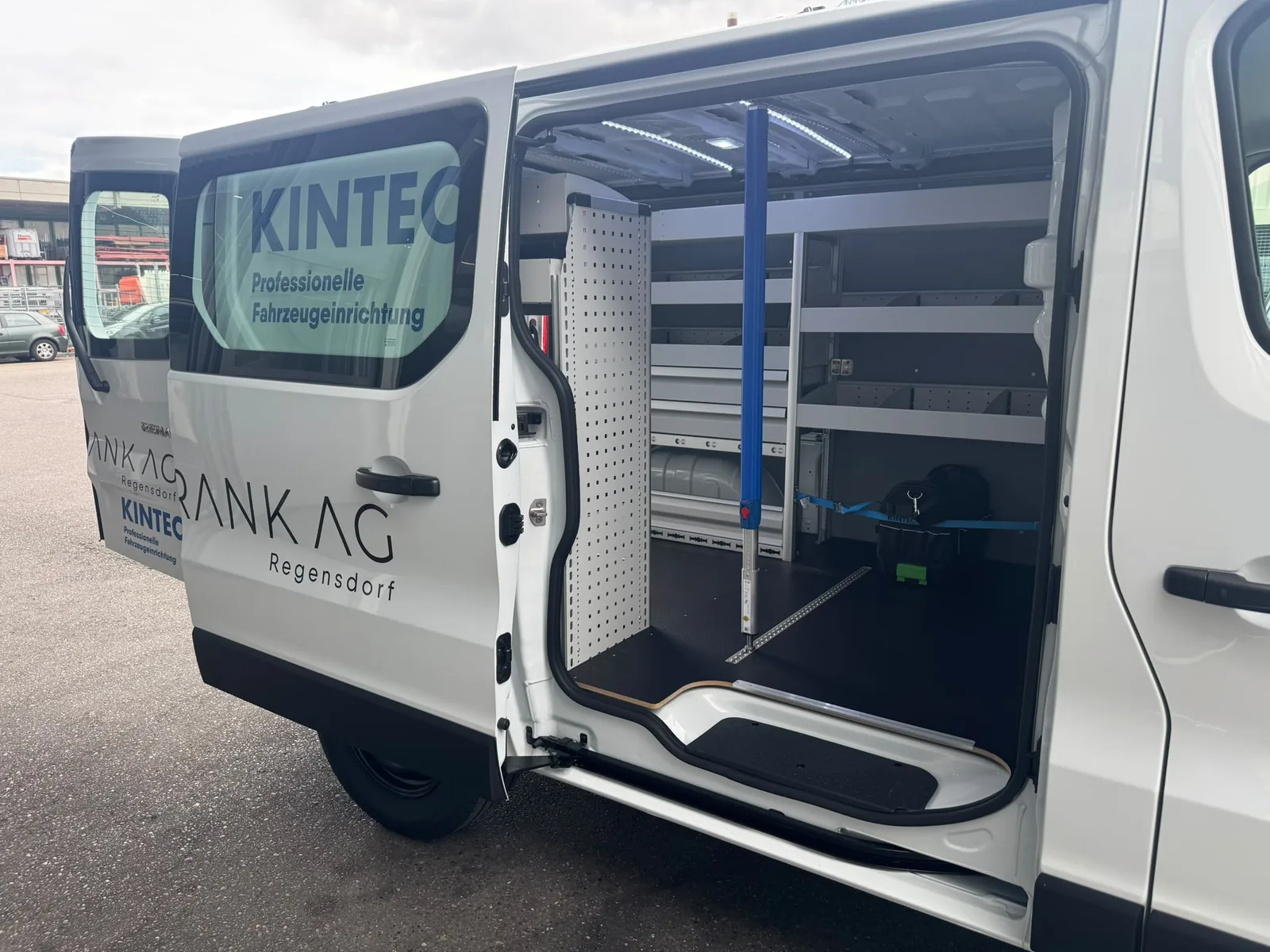 Renault Trafic L1H1 130 dCi Advance Bild 10