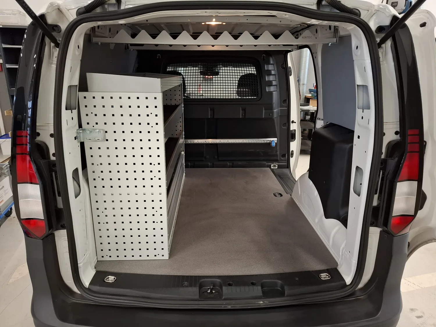KINTEC Fahrzeugeinrichtung