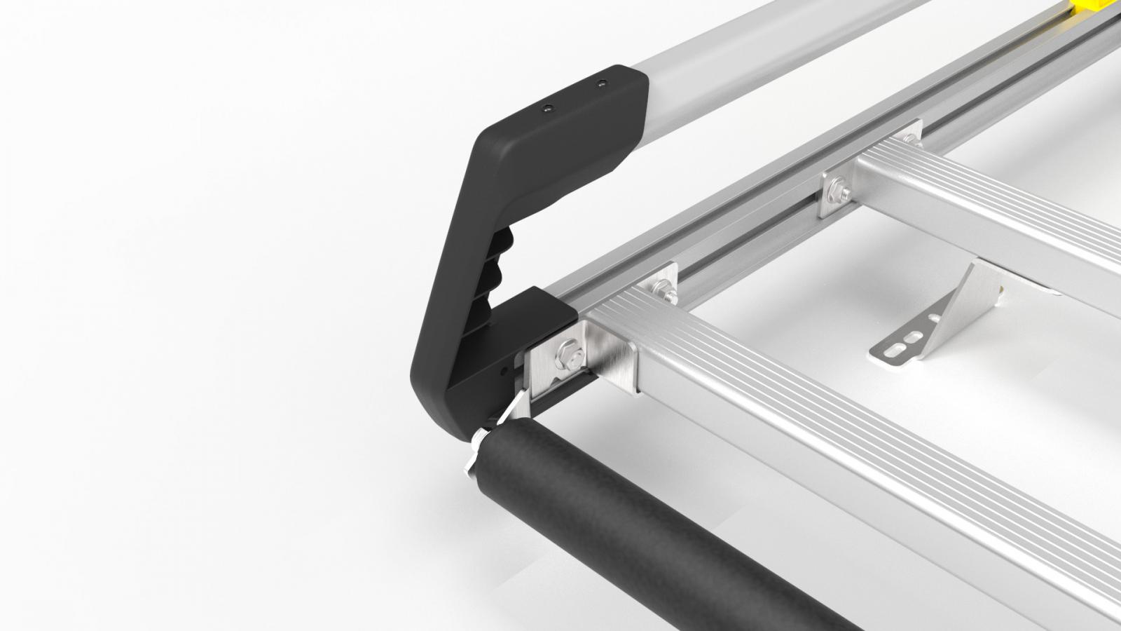 Q-Top Aluminium-Dachträger auf einem Renault Master Kastenwagen