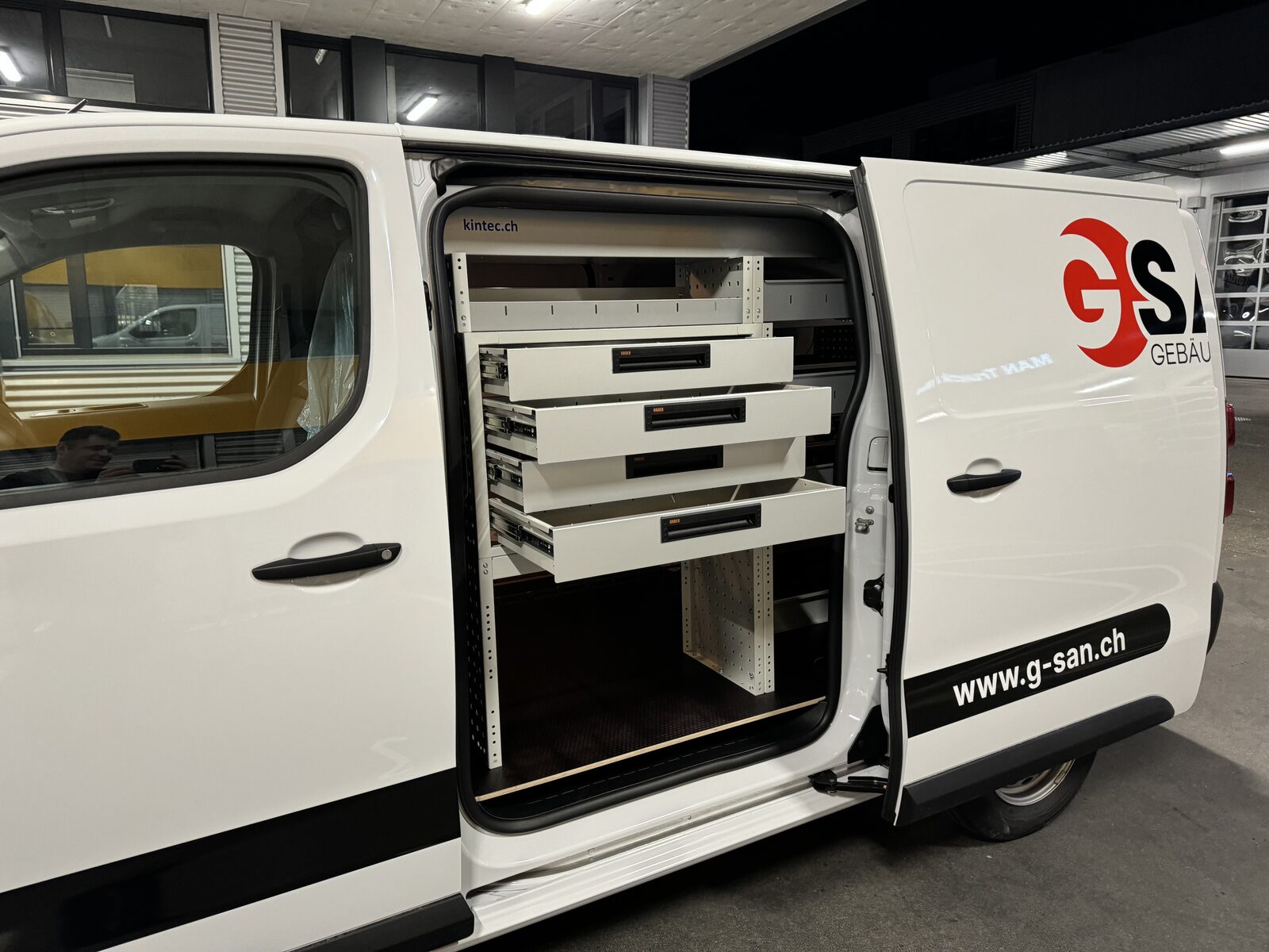 Peugeot Expert für Sanitär und Haustechnik Bild 5