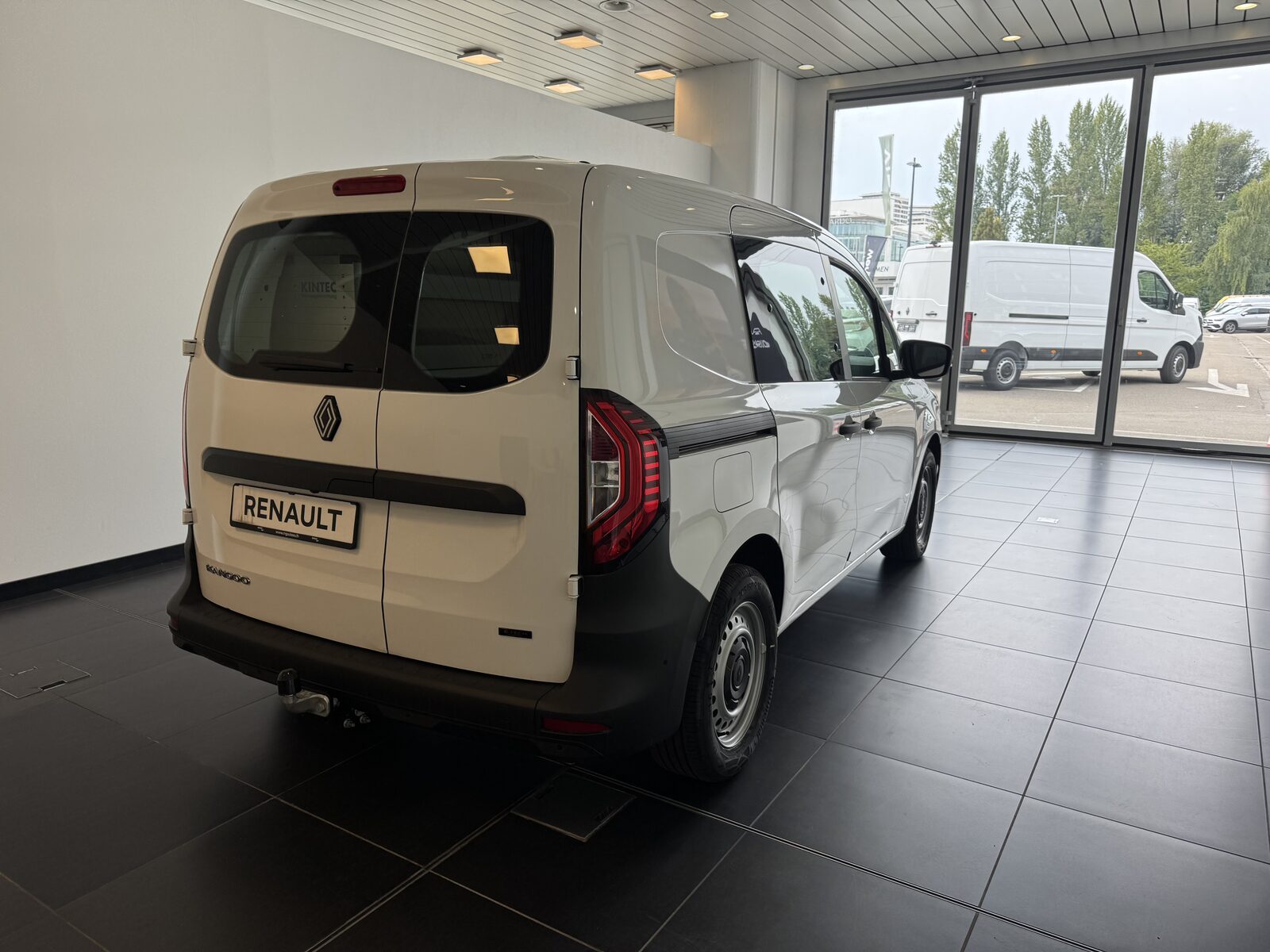 Renault Kangoo mit Aluminium Einrichtung Bild 1