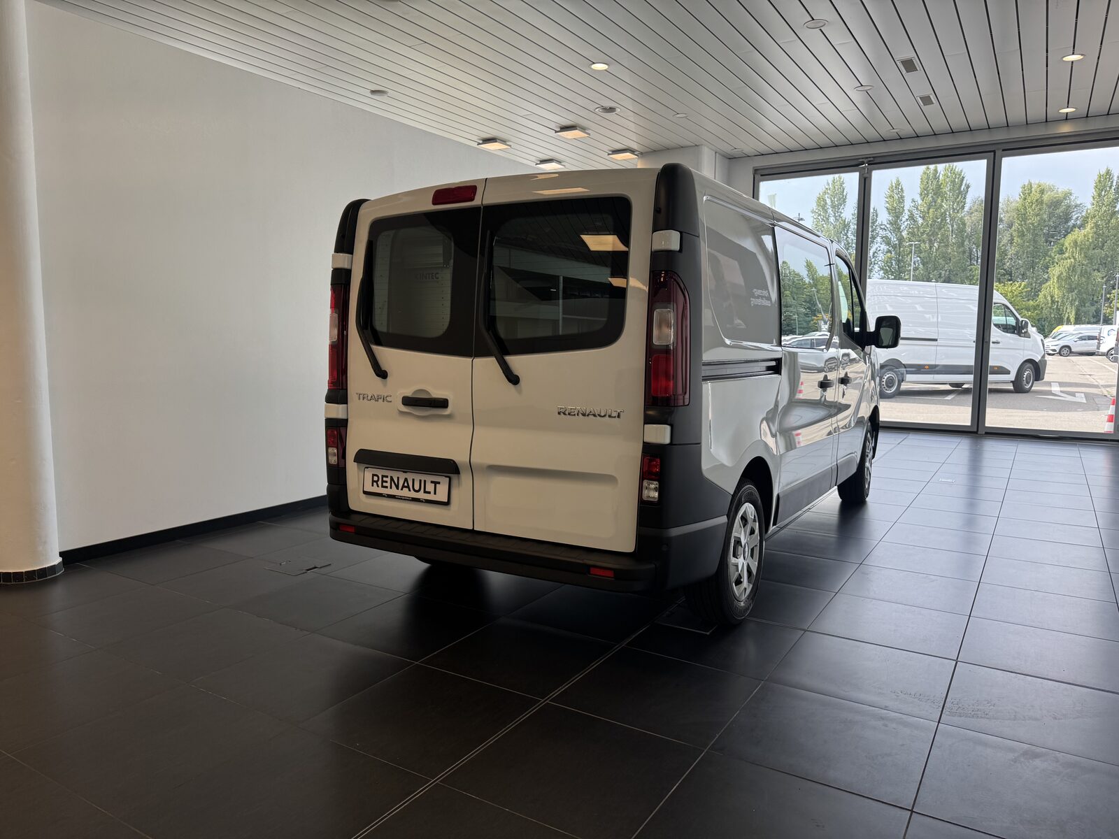 Eingelegte KINTEC Bodenplatte