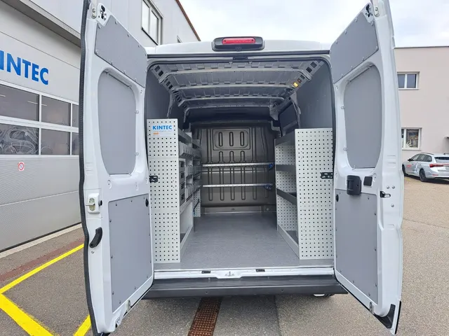 Fiat Ducato für Sanitas Trösch Bild 3