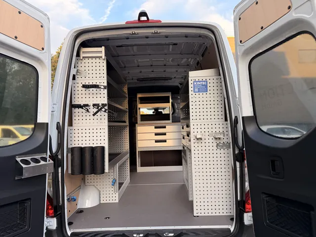 Mercedes Sprinter 4x4 für Netconstruction Bild 2