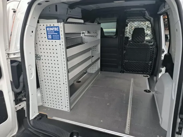 Renault Kangoo für Servicetechniker: Fahrzeugeinrichtung und Bodenplatte Bild 1