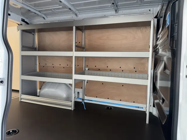 Renault Master für den Servicedienst Bild 5