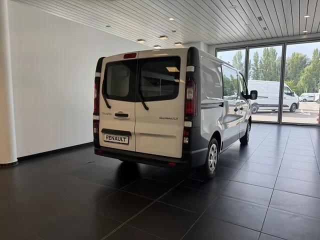 Regalsystem im Renault Trafic