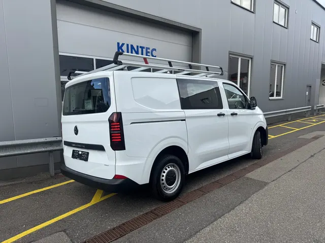 VW Transporter für einen Nutzfahrzeughändler Bild 6
